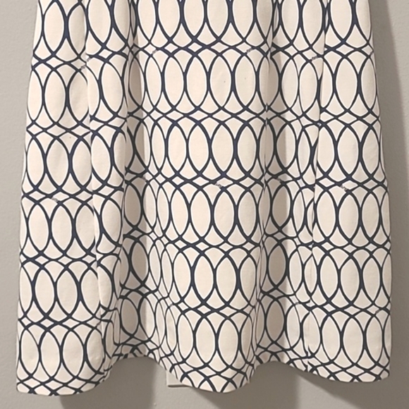 Lilly Pulitzer Navy White geometric Patterned Dress Wmn's S fit and flare dress - Picture 11 of 16
